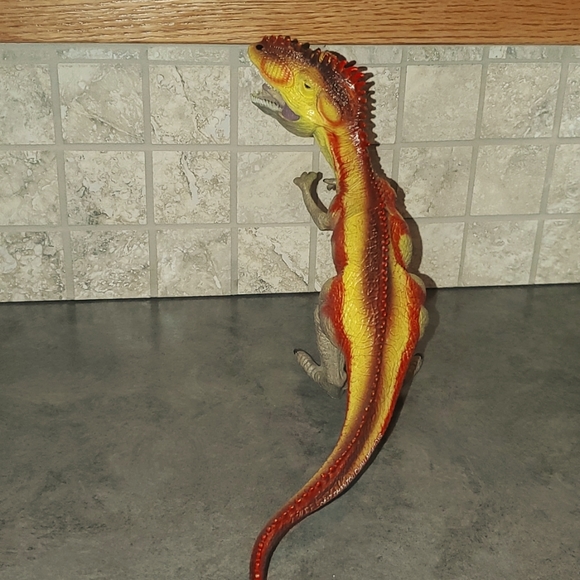 Tarobosaurus Vintage Dinosaur Toy Figure - Picture 3 of 9